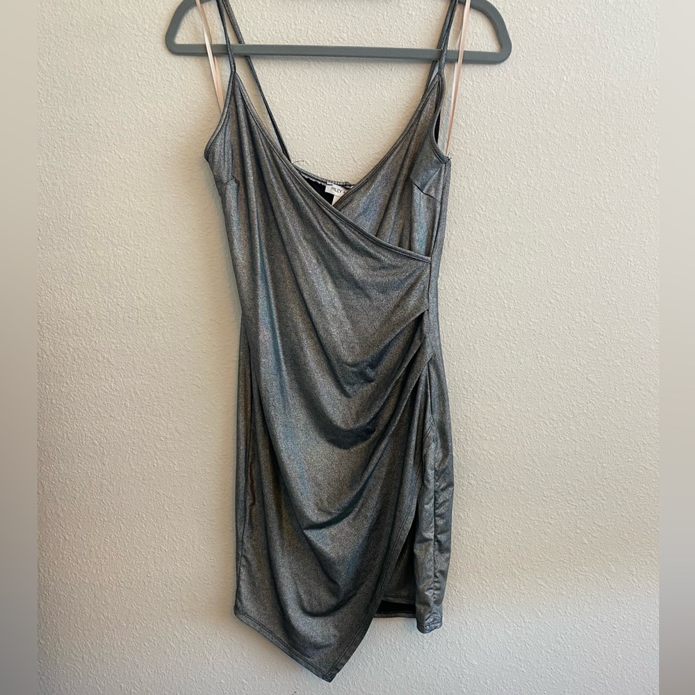 NWT Miley + Molly Forever 21 M silver iridescent mini dress